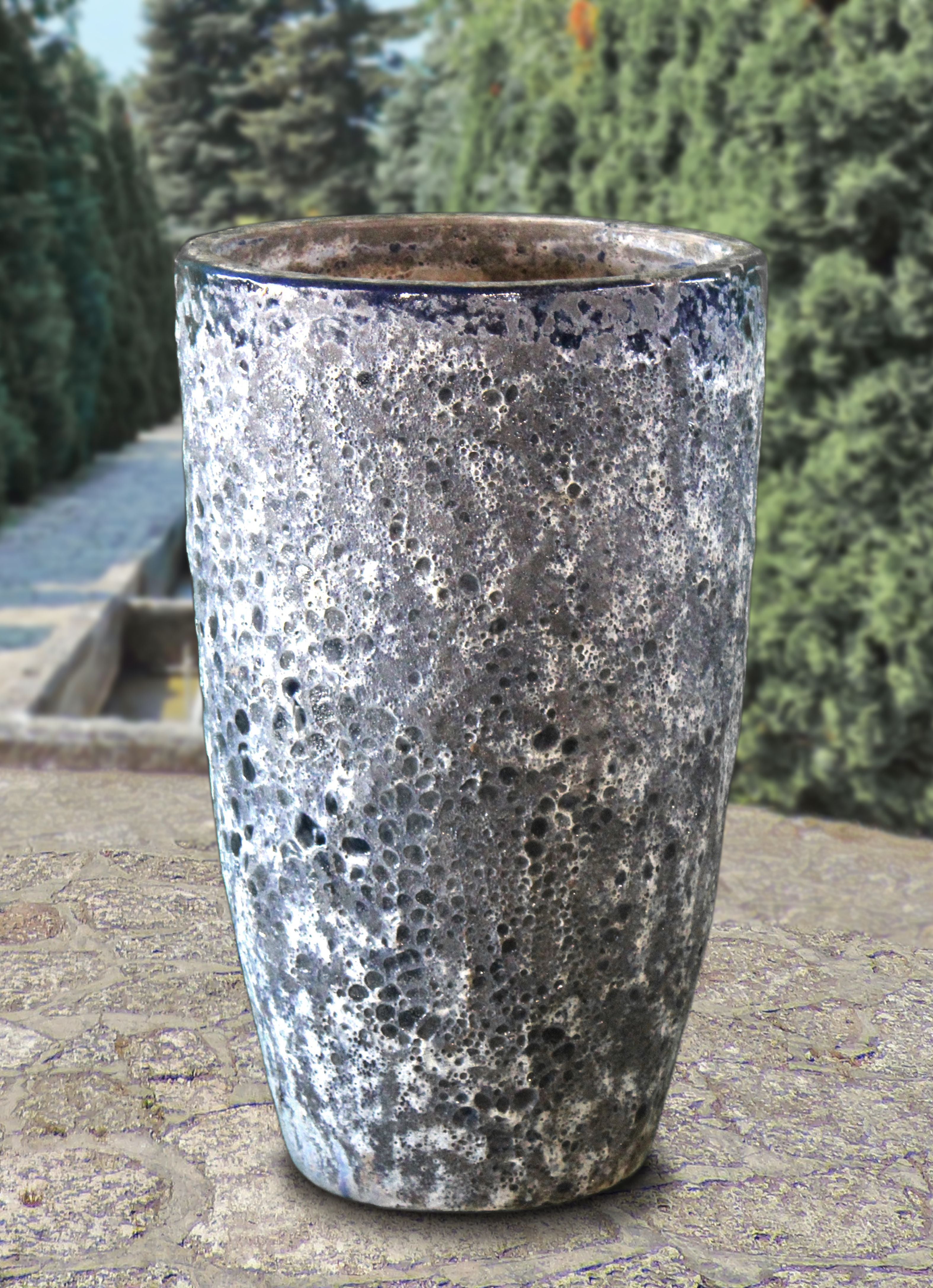 FOSSIL_PLANTERS_LARGE_e85df828-b0d0-4adf-8e5b-980429c7e08b - Cast Stone International 