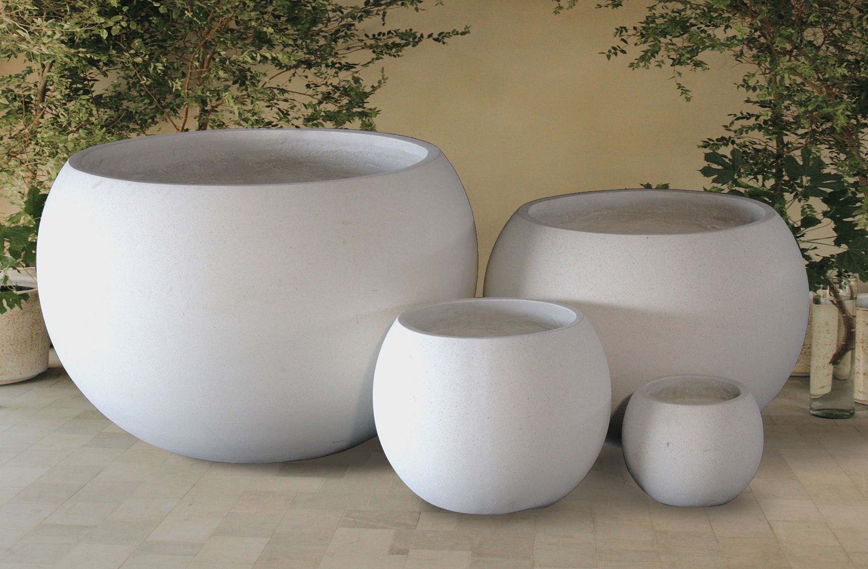 HUDSON_PLANTERS_SET_OF_4 - Cast Stone International 