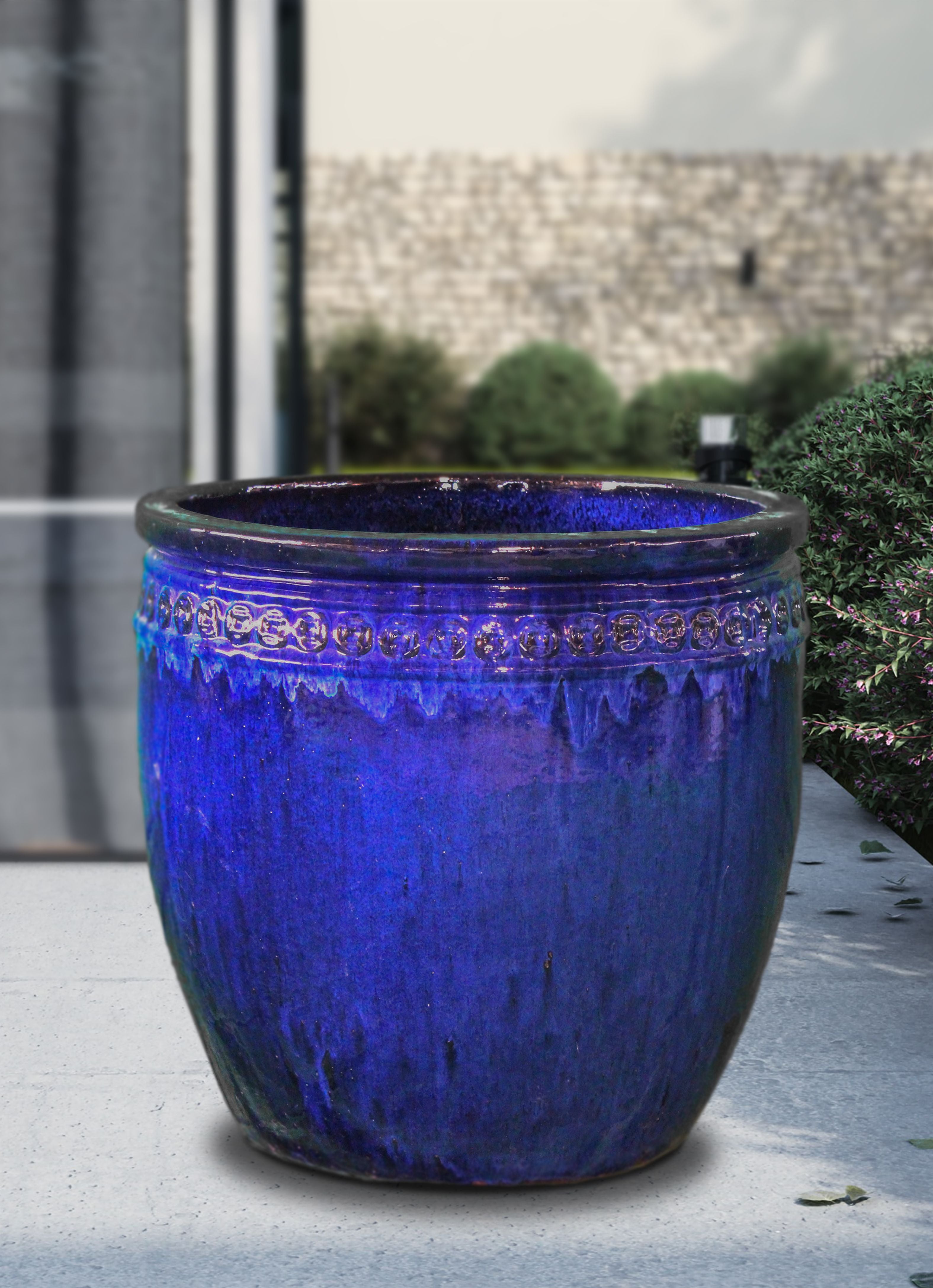 LARGE_PHOENIX_PLANTER - Cast Stone International 