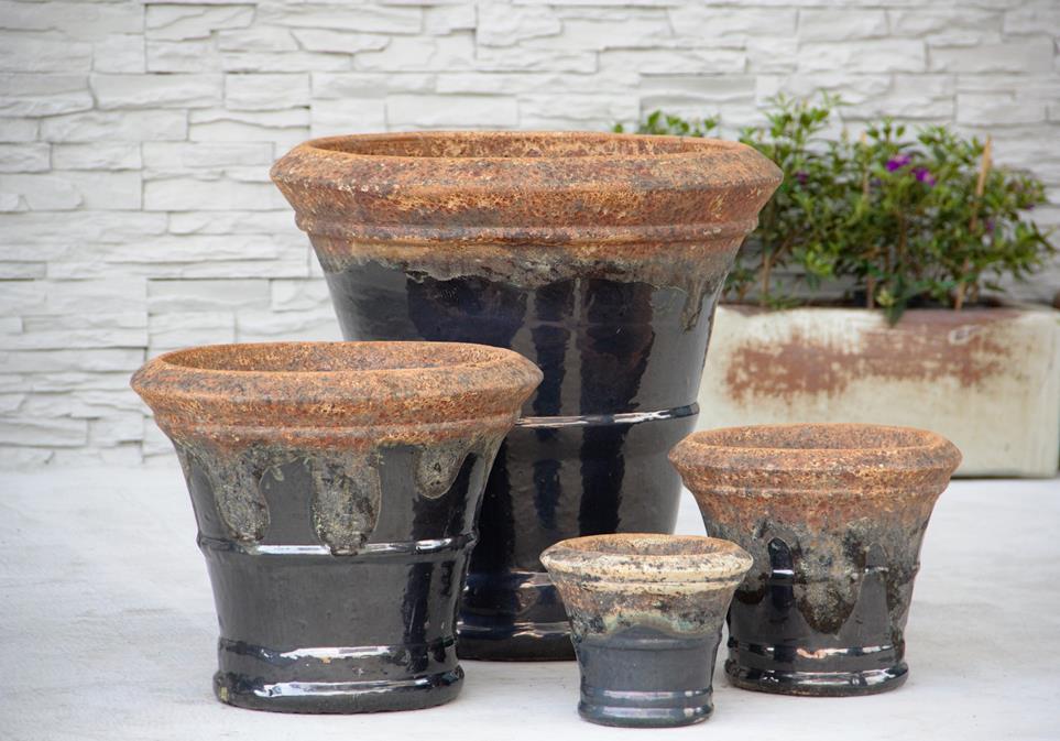 ROCKFORD_PLANTERS - Cast Stone International 